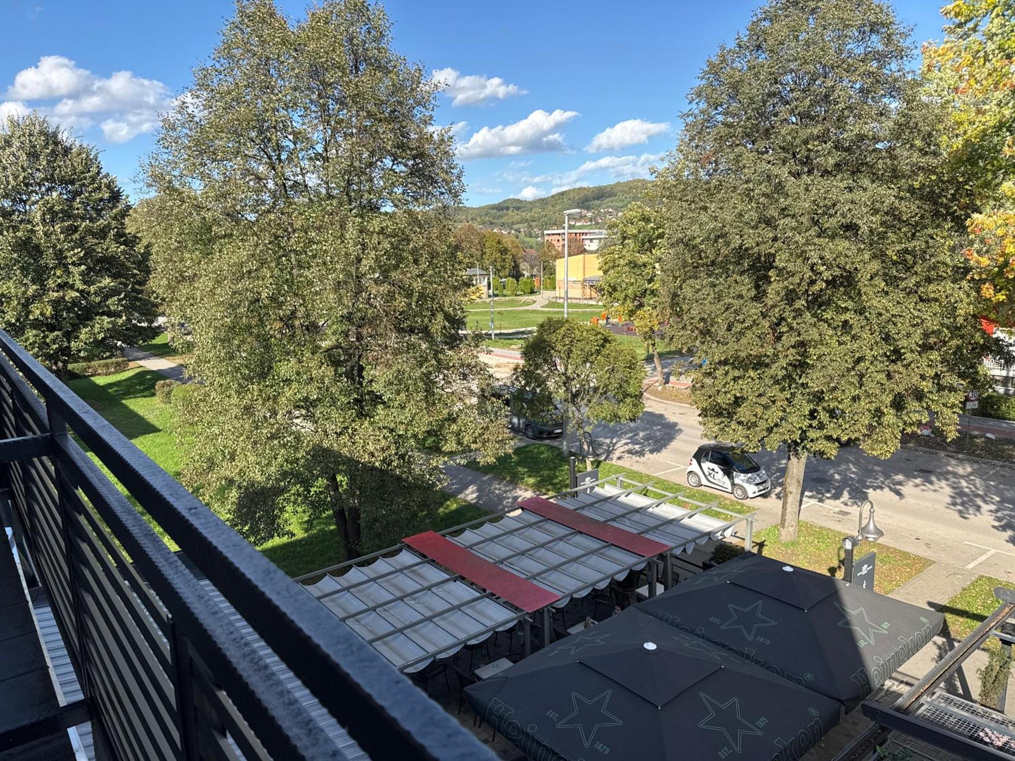 Xl Apartman Теслич Экстерьер фото